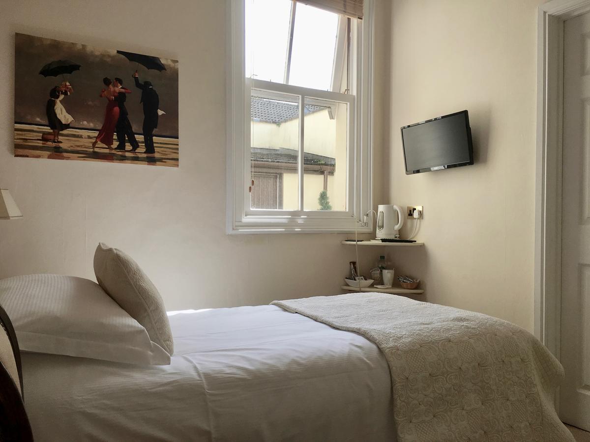 Six Castlegate Bed & Breakfast Cockermouth Exterior photo